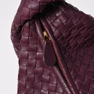 Very Good Condition BOTTEGA VENETA Bottega Veneta Intrecciato One Shoulder Bag Wine Red Purple Used 4a005417