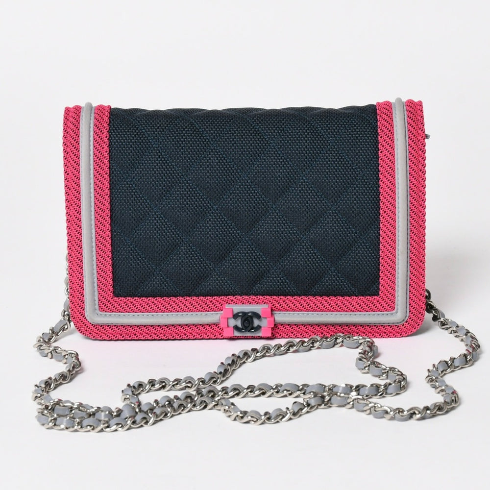 極美品 CHANEL シャネル BOY CHANEL ボーイシャネル チェーンショルダーウォレット A80287 22番台 ココマーク マルチカラー 中古 4a004804