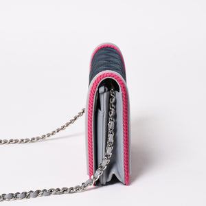 極美品 CHANEL シャネル BOY CHANEL ボーイシャネル チェーンショルダーウォレット A80287 22番台 ココマーク マルチカラー 中古 4a004804