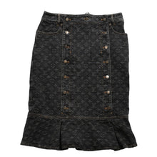 Load image into Gallery viewer, LOUIS VUITTON ルイヴィトン モノグラムデニム マーメイドスカート RW072W ブラック レースアップ 編み上げリボン ダブルメタルボタン フレアスカート Sサイズ ブロンズ金具 美品 中古 4a004814