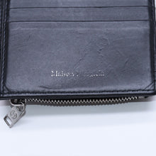 Load image into Gallery viewer, MaisonMargiela メゾンマルジェラ フリップフラップウォレット 二つ折り財布 レザー ブラック ホワイト 美品 中古 4a004805