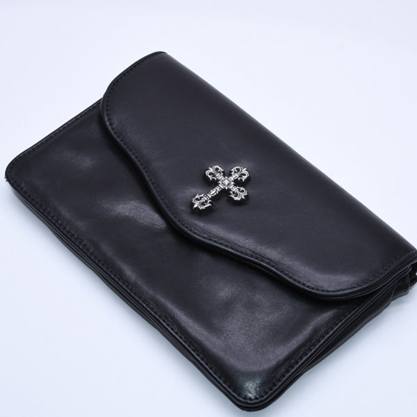 極美品 CHROME HEARTS クロムハーツ クラッチバッグ ダガー スモール フィリグリークロス装飾 ブラック レザー シルバー925 中古 4a004932