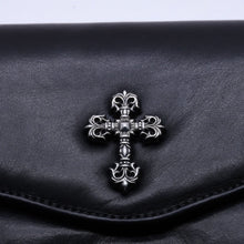 画像をギャラリービューアに読み込む, 極美品 CHROME HEARTS クロムハーツ クラッチバッグ ダガー スモール フィリグリークロス装飾 ブラック レザー シルバー925 中古 4a004932
