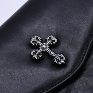 極美品 CHROME HEARTS クロムハーツ クラッチバッグ ダガー スモール フィリグリークロス装飾 ブラック レザー シルバー925 中古 4a004932