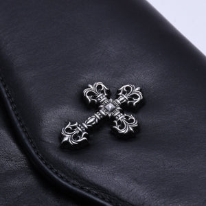 極美品 CHROME HEARTS クロムハーツ クラッチバッグ ダガー スモール フィリグリークロス装飾 ブラック レザー シルバー925 中古 4a004932