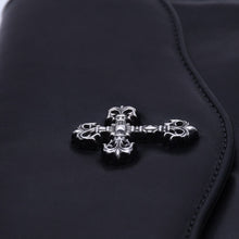 画像をギャラリービューアに読み込む, 極美品 CHROME HEARTS クロムハーツ クラッチバッグ ダガー スモール フィリグリークロス装飾 ブラック レザー シルバー925 中古 4a004932