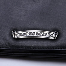 画像をギャラリービューアに読み込む, 極美品 CHROME HEARTS クロムハーツ クラッチバッグ ダガー スモール フィリグリークロス装飾 ブラック レザー シルバー925 中古 4a004932