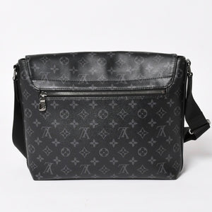 極美品 LOUIS VUITTON ルイヴィトン ディストリクトMM モノグラムエクリプス M44001 ショルダーバッグ ブラック 中古 4a004841