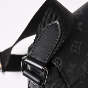 極美品 LOUIS VUITTON ルイヴィトン ディストリクトMM モノグラムエクリプス M44001 ショルダーバッグ ブラック 中古 4a004841