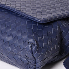 画像をギャラリービューアに読み込む, 極美品 BOTTEGA VENETA ボッテガヴェネタ ショルダーバッグ イントレチャート 163971 VQ131 4223 ブルー マッドシルバー金具 中古 4a004832