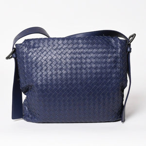 極美品 BOTTEGA VENETA ボッテガヴェネタ ショルダーバッグ イントレチャート 163971 VQ131 4223 ブルー マッドシルバー金具 中古 4a004832