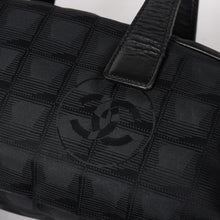 画像をギャラリービューアに読み込む, CHANEL シャネル ニュートラベルライン ミニハンドバッグ A15828 7番台 ブラック ココマーク ナイロンジャガード ゴールド金具 美品 中古 4a005810