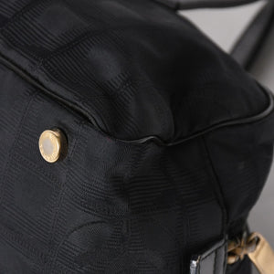 CHANEL シャネル ニュートラベルライン ミニハンドバッグ A15828 7番台 ブラック ココマーク ナイロンジャガード ゴールド金具 美品 中古 4a005810
