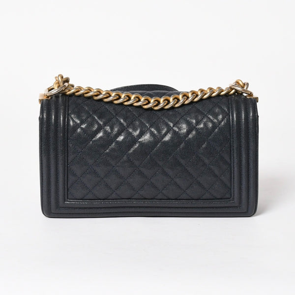 極美品 CHANEL シャネル ボーイシャネル チェーンショルダーバッグ A67086 27番台 キャビアアスキン ココマーク ネイビー ゴールド金具 中古 4a005902