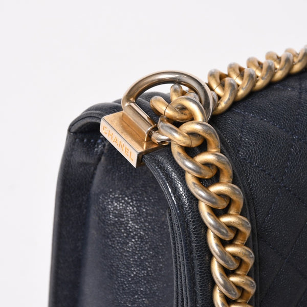 極美品 CHANEL シャネル ボーイシャネル チェーンショルダーバッグ A67086 27番台 キャビアアスキン ココマーク ネイビー ゴールド金具 中古 4a005902