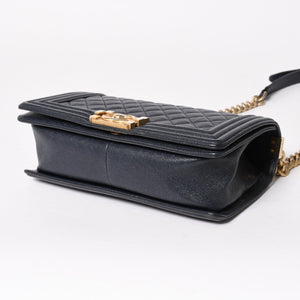極美品 CHANEL シャネル ボーイシャネル チェーンショルダーバッグ A67086 27番台 キャビアアスキン ココマーク ネイビー ゴールド金具 中古 4a005902