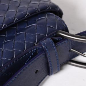 極美品 BOTTEGA VENETA ボッテガヴェネタ ショルダーバッグ イントレチャート 163971 VQ131 4223 ブルー マッドシルバー金具 中古 4a004832