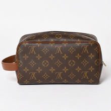 画像をギャラリービューアに読み込む, 極美品 LOUIS VUITTON ルイヴィトン ドップ・キット モノグラム キャンバス ハンドバッグ トラベルポーチ 中古 4a005045