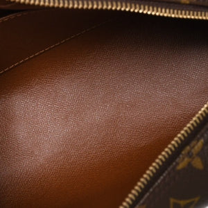 極美品 LOUIS VUITTON ルイヴィトン ドップ・キット モノグラム キャンバス ハンドバッグ トラベルポーチ 中古 4a005045