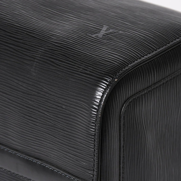 極美品 LOUIS VUITTON ルイヴィトン スピーディ30 ハンドバッグ M59022 エピレザー ブラック ゴールド金具 中古 4a004846