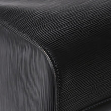 Load image into Gallery viewer, 極美品 LOUIS VUITTON ルイヴィトン スピーディ30 ハンドバッグ M59022 エピレザー ブラック ゴールド金具 中古 4a004846