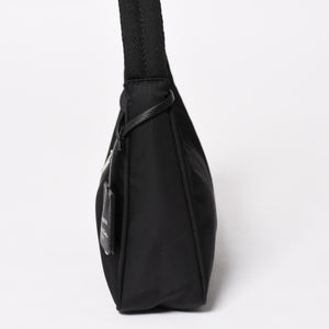 極美品 PRADA プラダ ホーボー ワンショルダーバッグ MV515 トライアングルロゴプレート ナイロン ブラック 中古 4a004858