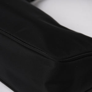 極美品 PRADA プラダ ホーボー ワンショルダーバッグ MV515 トライアングルロゴプレート ナイロン ブラック 中古 4a004858