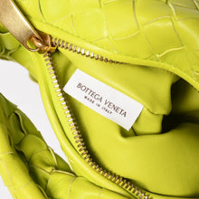 画像をギャラリービューアに読み込む, 極美品 BOTTEGAVENETA ボッテガヴェネタ MINI JODIE ミニ ジョディ ハンドバッグ 651876 イントレチャート ライムグリーン 中古 4a003920