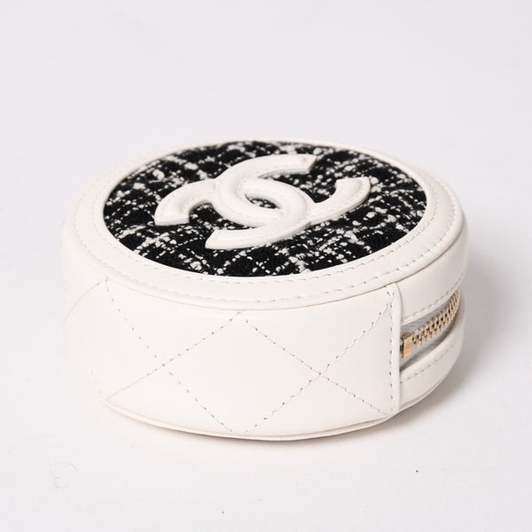 Like new CHANEL round chain pouch here mark random number black white tweed leather silver hardware used 4a004469