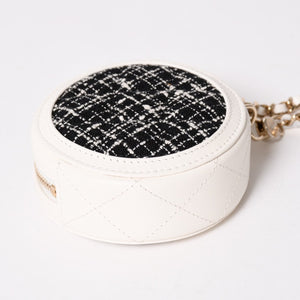 Like new CHANEL round chain pouch here mark random number black white tweed leather silver hardware used 4a004469