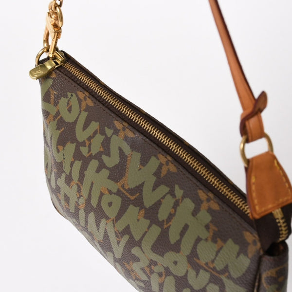 極美品 LOUIS VUITTON ルイヴィトン ポシェットアクセソワールモノグラムグラフィティ M92191 ハンドバッグ カーキ 中古 4a004856