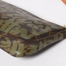画像をギャラリービューアに読み込む, 極美品 LOUIS VUITTON ルイヴィトン ポシェットアクセソワールモノグラムグラフィティ M92191 ハンドバッグ カーキ 中古 4a004856