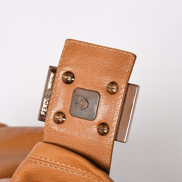 FENDI フェンディ ワンショルダーバッグ マンマバケット キャラメルブラウン シルバー金具 本革 8BR030 美品 中古 4a004861