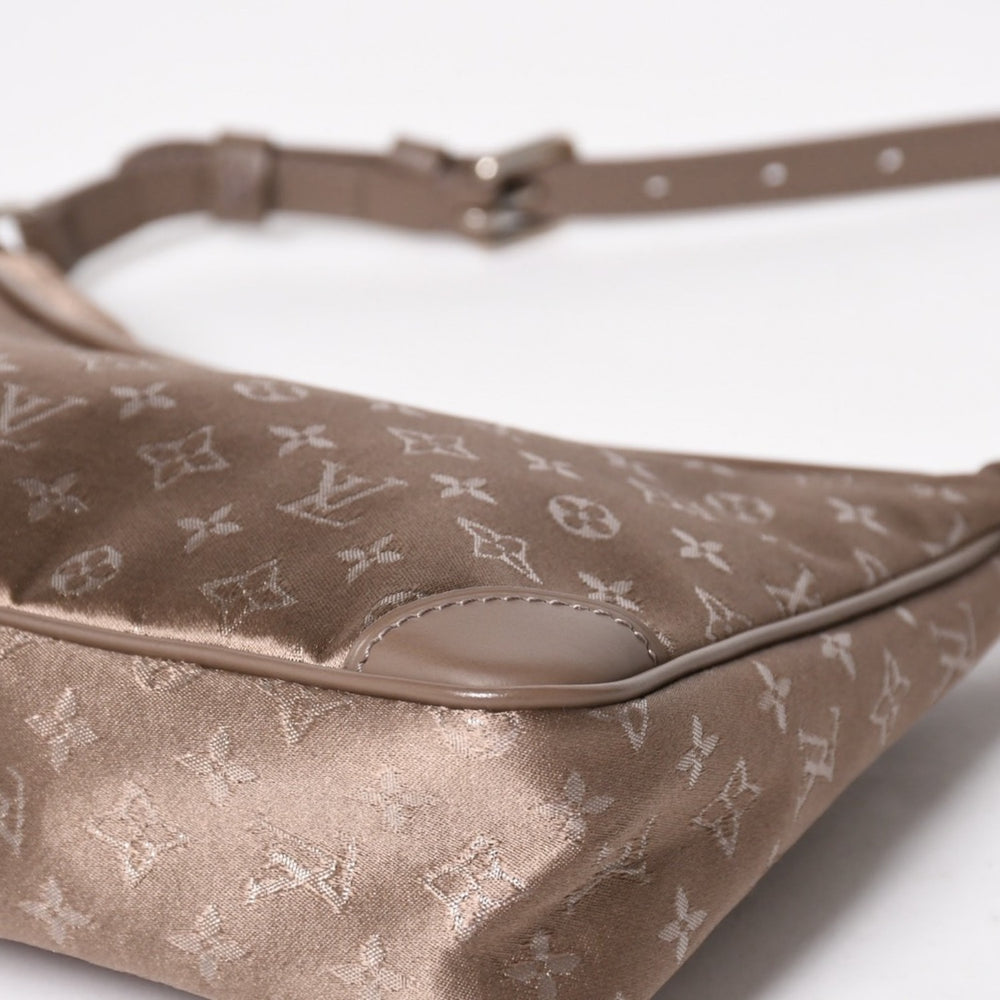 極美品 LOUIS VUITTON ルイヴィトン モノグラムサテン リトルブローニュ ショルダーバッグ M92143 ベージュ サテン生地 レザー シルバー金具 中古 4a005263