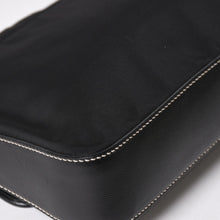 Load image into Gallery viewer, PRADA プラダ ハンドバッグ ショルダーバッグ ブラック ナイロン テスート サファーノ レザー 美品 中古 4a004862