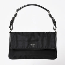 Load image into Gallery viewer, PRADA プラダ ハンドバッグ ショルダーバッグ ブラック ナイロン テスート サファーノ レザー 美品 中古 4a004862