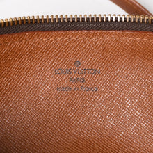 Load image into Gallery viewer, 極美品 LOUIS VUITTON ルイヴィトン パピヨン26 ハンドバッグ M51366 モノグラム ブラウン レザー ゴールド金具 旧型 中古 4a004870