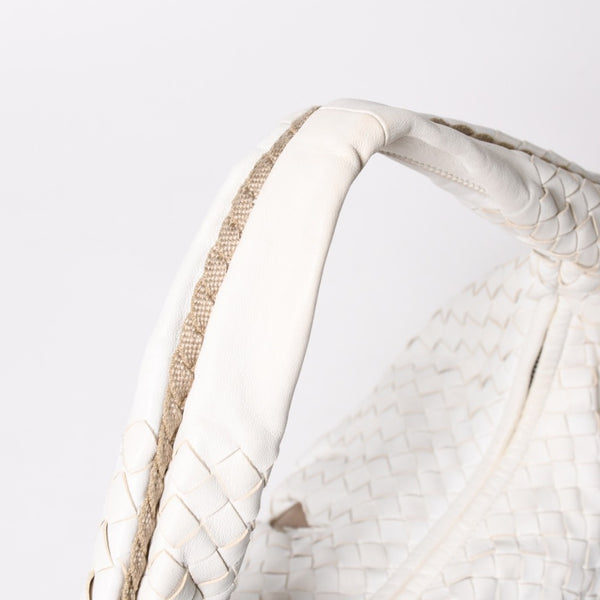 極美品 BOTTEGA VENETA ボッテガヴェネタ ホーボー ハンドバッグ ショルダーバッグ イントレチャート ホワイト アイボリー 中古 4a004834