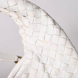 極美品 BOTTEGA VENETA ボッテガヴェネタ ホーボー ハンドバッグ ショルダーバッグ イントレチャート ホワイト アイボリー 中古 4a004834