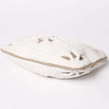 Load image into Gallery viewer, 極美品 BOTTEGA VENETA ボッテガヴェネタ ホーボー ハンドバッグ ショルダーバッグ イントレチャート ホワイト アイボリー 中古 4a004834