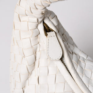 極美品 BOTTEGA VENETA ボッテガヴェネタ ホーボー ハンドバッグ ショルダーバッグ イントレチャート ホワイト アイボリー 中古 4a004834