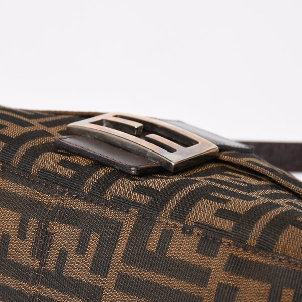 FENDI フェンディ ズッカ柄 マンマバケット ショルダーバッグ 26325 キャンバス レザー ブラウン FFバックル シルバー金具 美品 中古 4a005256