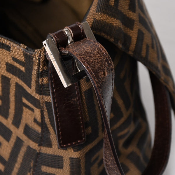 FENDI フェンディ ズッカ柄 マンマバケット ショルダーバッグ 26325 キャンバス レザー ブラウン FFバックル シルバー金具 美品 中古 4a005256