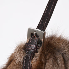 Load image into Gallery viewer, 極美品 FENDI フェンディ マンマバケット ハンドバッグ 8BR180 ファー レザー ブラウン ヴィンテージ シルバー金具 中古 4a005277
