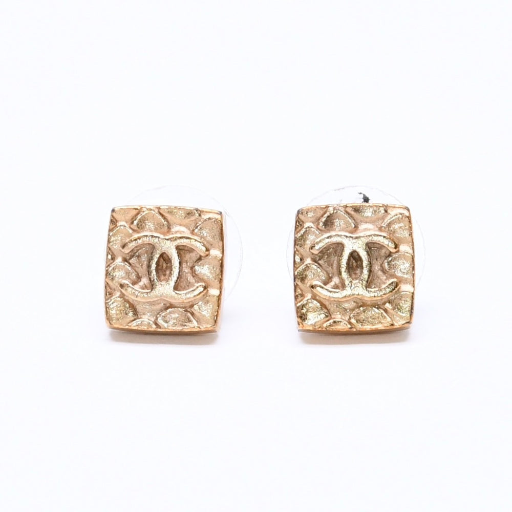 CHANEL シャネル ココマーク スクエアピアス 重量約4.96g 03P刻印 メタル GP ゴールド 美品 中古 4b008827