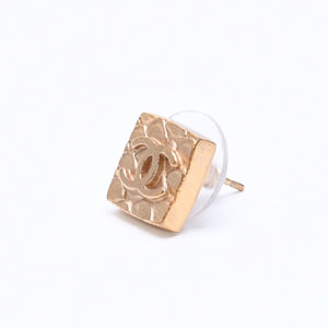 CHANEL Coco Mark Square Earrings Weight Approx. 4.96g 03P Stamp Metal GP Gold Good Condition Used 4b008827