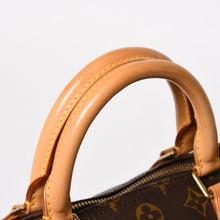 Load image into Gallery viewer, 極美品 LOUIS VUITTON ルイヴィトン スピーディ30 ハンドバッグ M41526 モノグラム ブラウン ゴールド金具 中古 4a004880