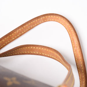 Very Good Condition LOUIS VUITTON Papillon 26 Handbag M51386 Monogram PVC Leather Brown Gold Hardware Used 4a004894