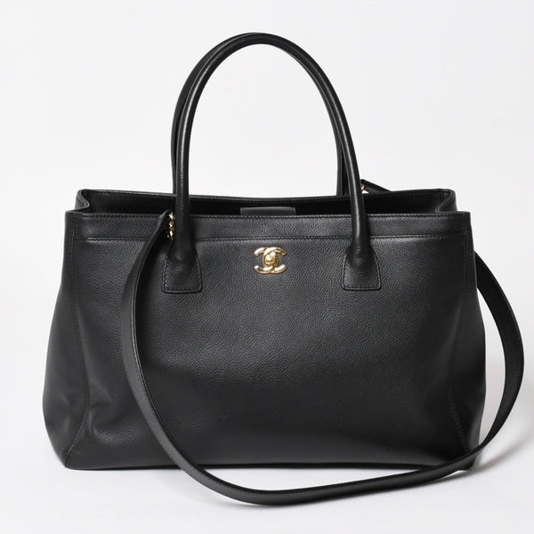 Very Good Condition CHANEL Executive Tote Bag 2WAY Bag A15206 18th Series Coco Mark Caviar Skin Used 4a005119
