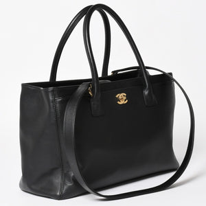 Very Good Condition CHANEL Executive Tote Bag 2WAY Bag A15206 18th Series Coco Mark Caviar Skin Used 4a005119